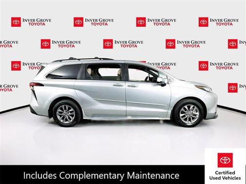 2021 Toyota Sienna XLE 7 Passenger