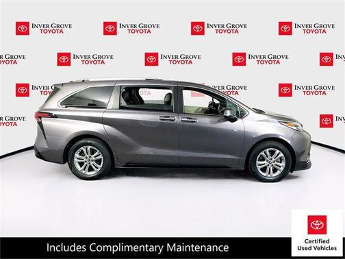 2022 Toyota Sienna Platinum 7 Passenger