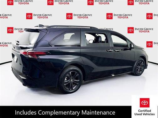 2025 Toyota Sienna XSE 7 Passenger
