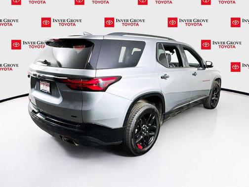Sterling Gray Metallic 2024 Chevrolet Traverse Premier