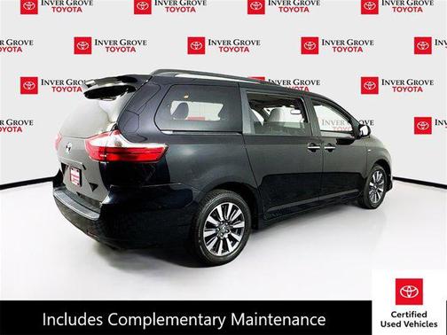 2019 Toyota Sienna XLE