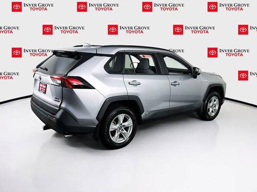 2021 Toyota RAV4 Hybrid XLE