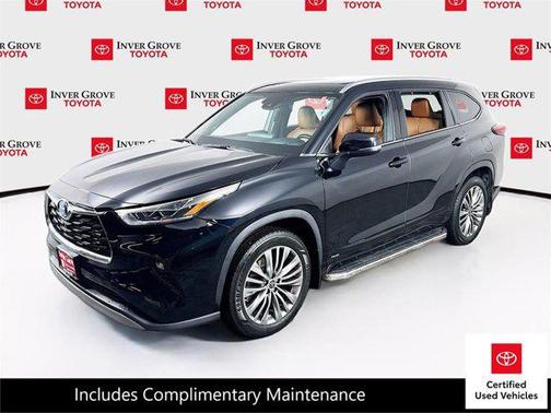 2022 Toyota Highlander Hybrid Platinum