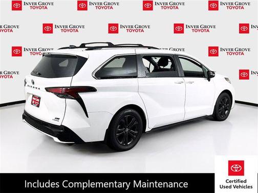 2024 Toyota Sienna XSE 7 Passenger