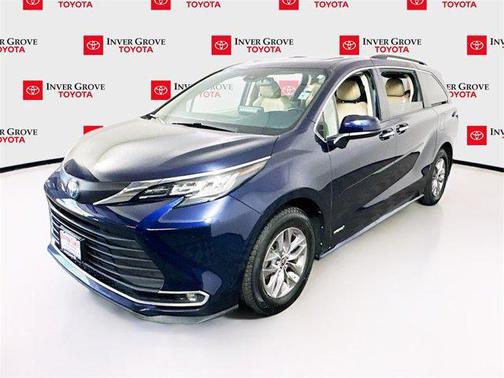 2021 Toyota Sienna XLE 7 Passenger