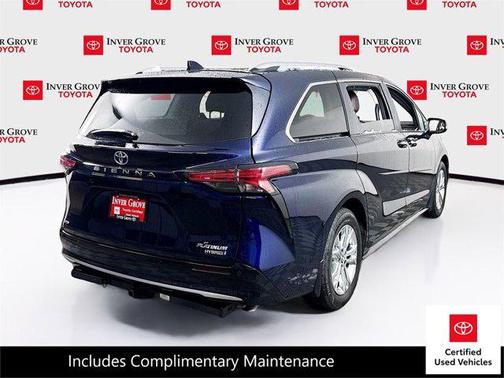 2023 Toyota Sienna Platinum