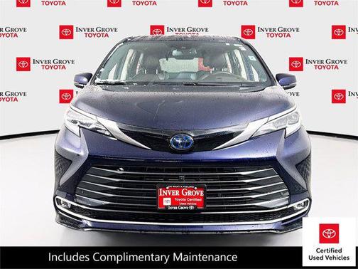 2023 Toyota Sienna Platinum