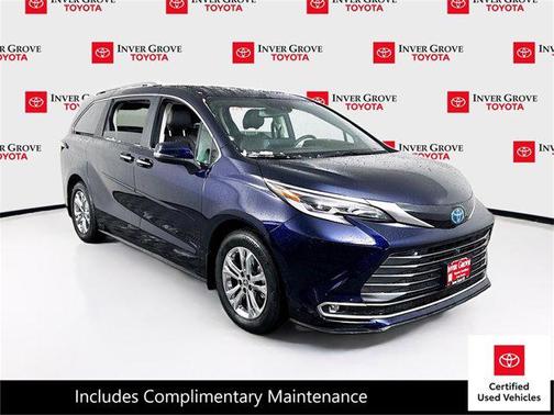 2023 Toyota Sienna Platinum