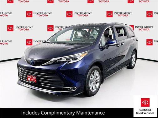 2023 Toyota Sienna Platinum