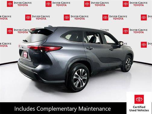 2023 Toyota Highlander Hybrid XLE