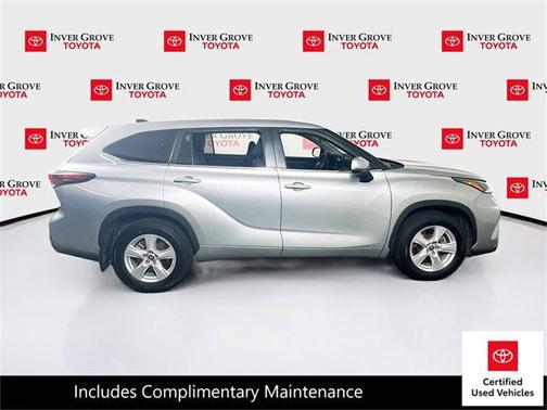 2024 Toyota Highlander LE