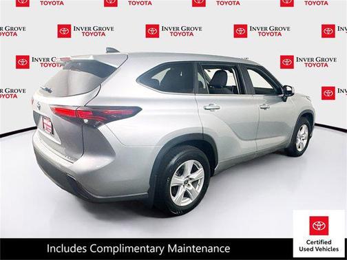 2024 Toyota Highlander LE