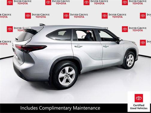 2024 Toyota Highlander LE