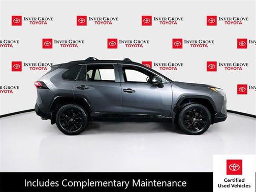 2022 Toyota RAV4 Hybrid SE