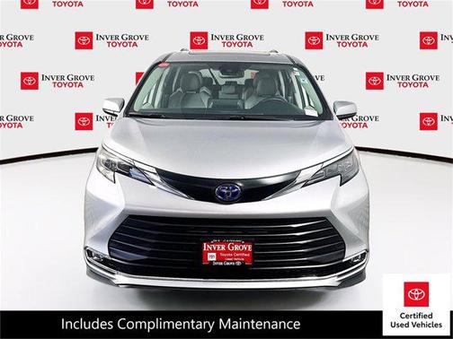 2024 Toyota Sienna XLE