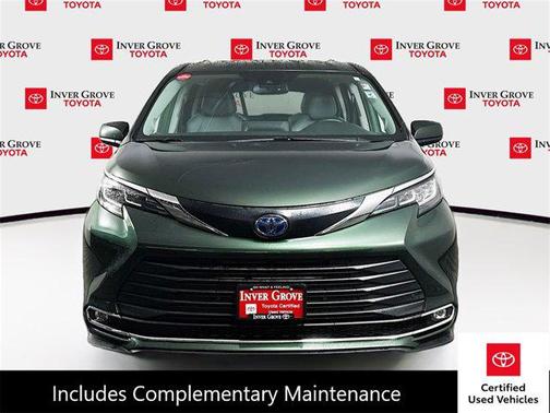 2022 Toyota Sienna XLE 7 Passenger