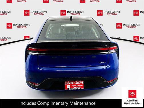 2025 Toyota Prius XLE