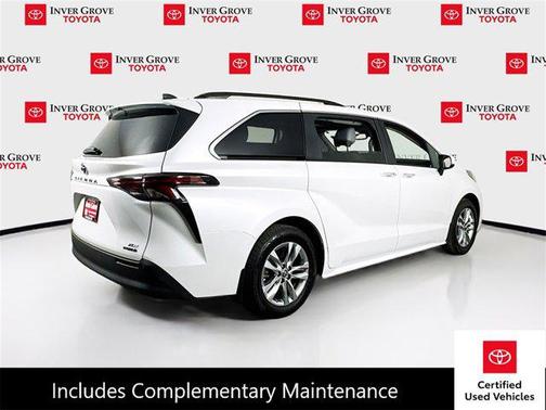 2024 Toyota Sienna XLE 7 Passenger