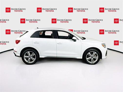 2022 Audi Q3 45 S line Premium Plus