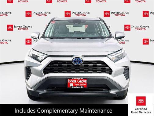 2022 Toyota RAV4 Hybrid XLE