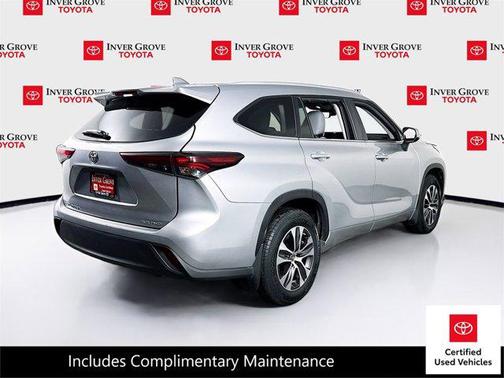 2024 Toyota Highlander XLE