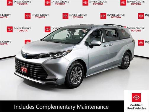 2023 Toyota Sienna XLE