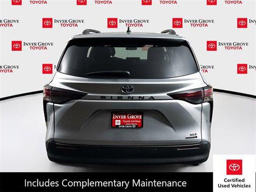 2023 Toyota Sienna XLE
