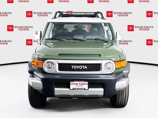 Army Green 2010 Toyota FJ Cruiser Base