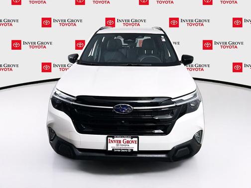Crystal White Pearl 2025 Subaru Forester Hybrid Touring