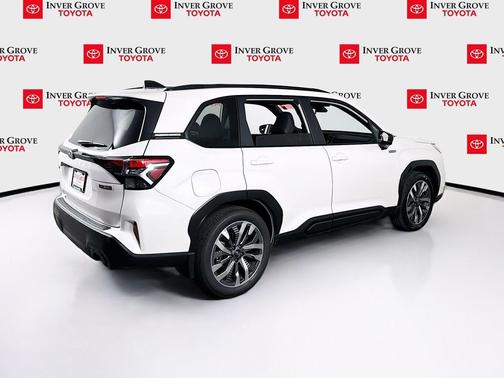 Crystal White Pearl 2025 Subaru Forester Hybrid Touring