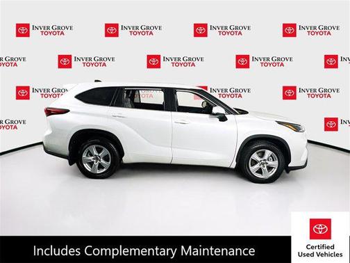 2022 Toyota Highlander LE
