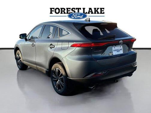 Coastal Gray Metallic 2023 Toyota Venza LE