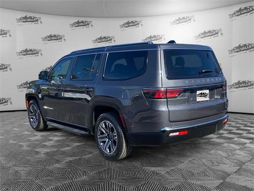 2025 Jeep Wagoneer 4x2