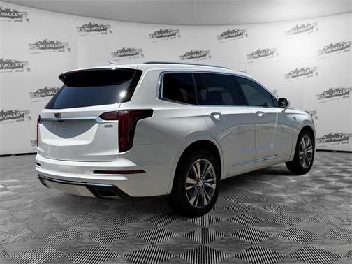 2023 Cadillac XT6 Premium Luxury AWD