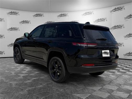 2025 Jeep Grand Cherokee Altitude