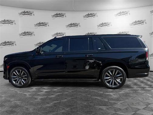 2022 Cadillac Escalade ESV Sport