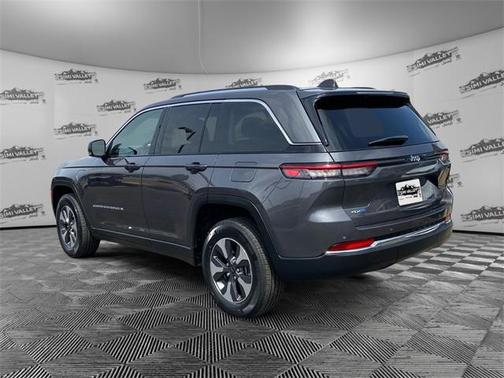 2022 Jeep Grand Cherokee 4xe Base