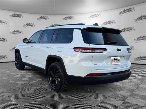 2022 Jeep Grand Cherokee L Altitude