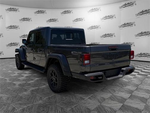 2025 Jeep Gladiator High Tide