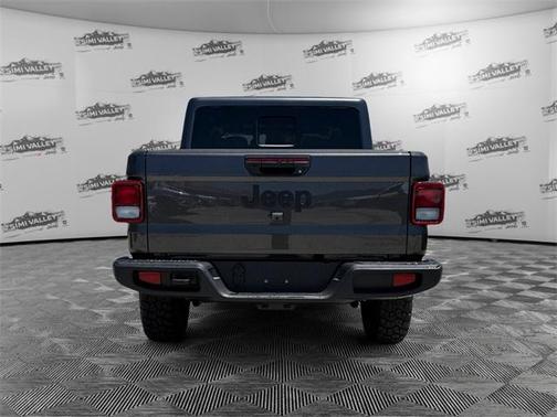 2025 Jeep Gladiator High Tide