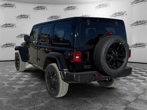 2025 Jeep Wrangler 4xe Sahara