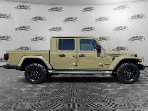 2025 Jeep Gladiator High Tide