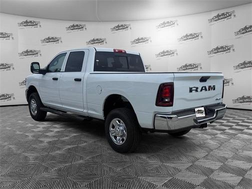 2025 RAM 2500 Tradesman Crew Cab 4x4 6'4' Box