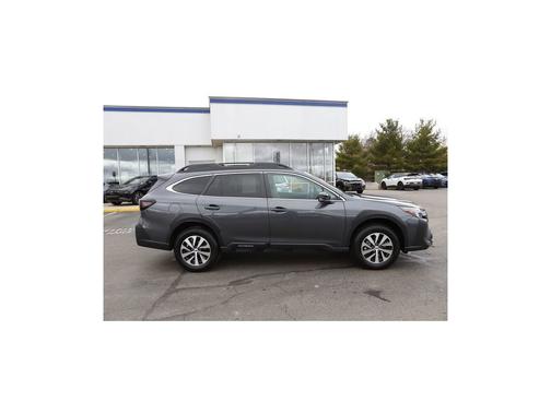 Magnetite Gray Metallic 2025 Subaru Outback Premium