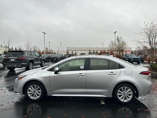 2026 Toyota Corolla Hybrid XLE