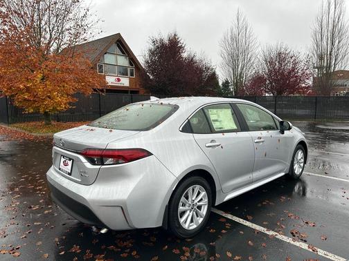 2026 Toyota Corolla Hybrid XLE