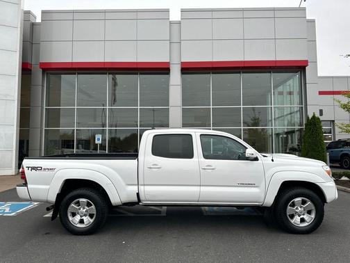2015 Toyota Tacoma Base