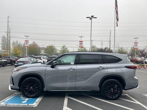 2025 Toyota Highlander XSE