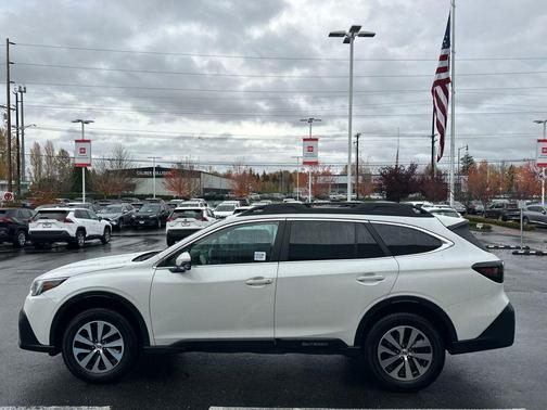 2022 Subaru Outback Premium