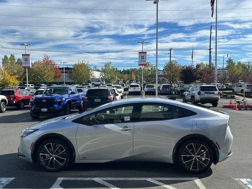 2026 Toyota Prius XLE
